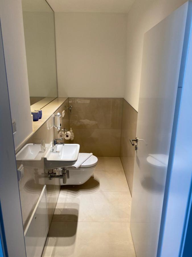 Sleep Inn Duesseldorf Suites Exterior foto